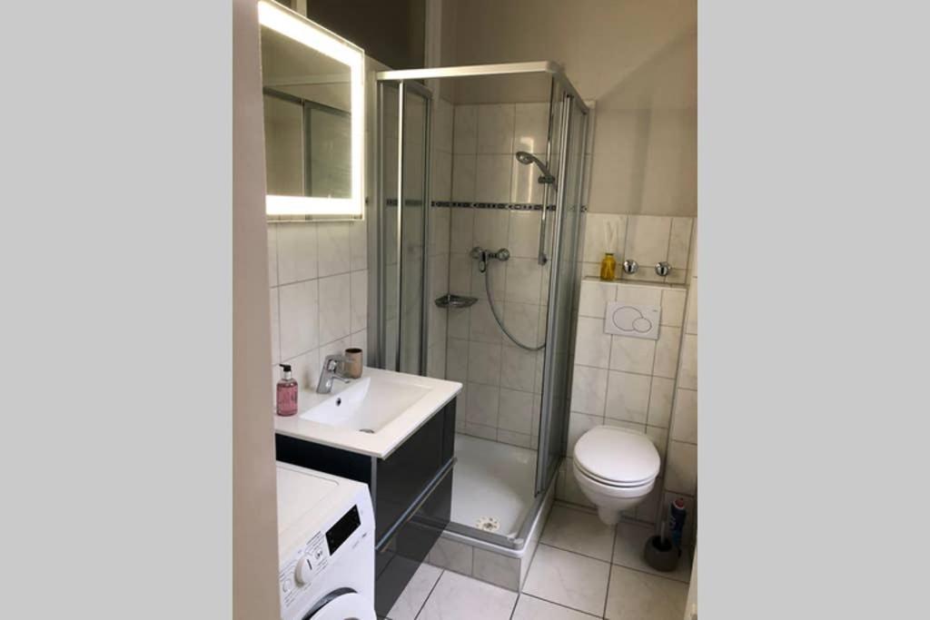 Appartamento Perfekter Altbaucharme In Zentraler Lage ! Kiel Esterno foto
